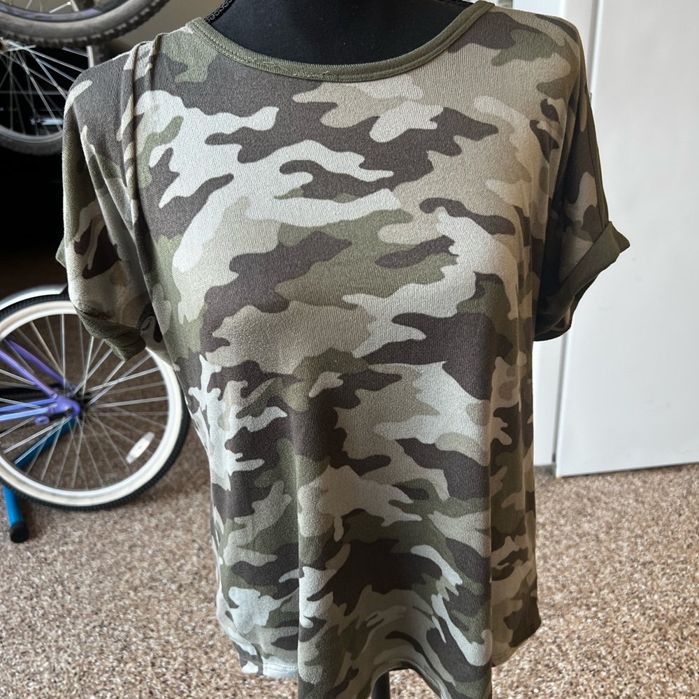 Lucky Brand Camo Print T-Shirt